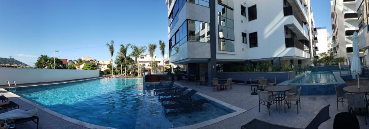 Cobertura Velejar Em Condominio Clube - Com Area De Lazer Governador Celso Ramos Eksteriør billede