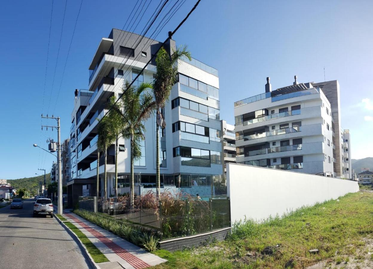 Cobertura Velejar Em Condominio Clube - Com Area De Lazer Governador Celso Ramos Eksteriør billede