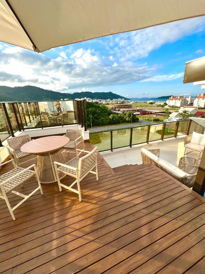 Cobertura Velejar Em Condominio Clube - Com Area De Lazer Governador Celso Ramos Eksteriør billede